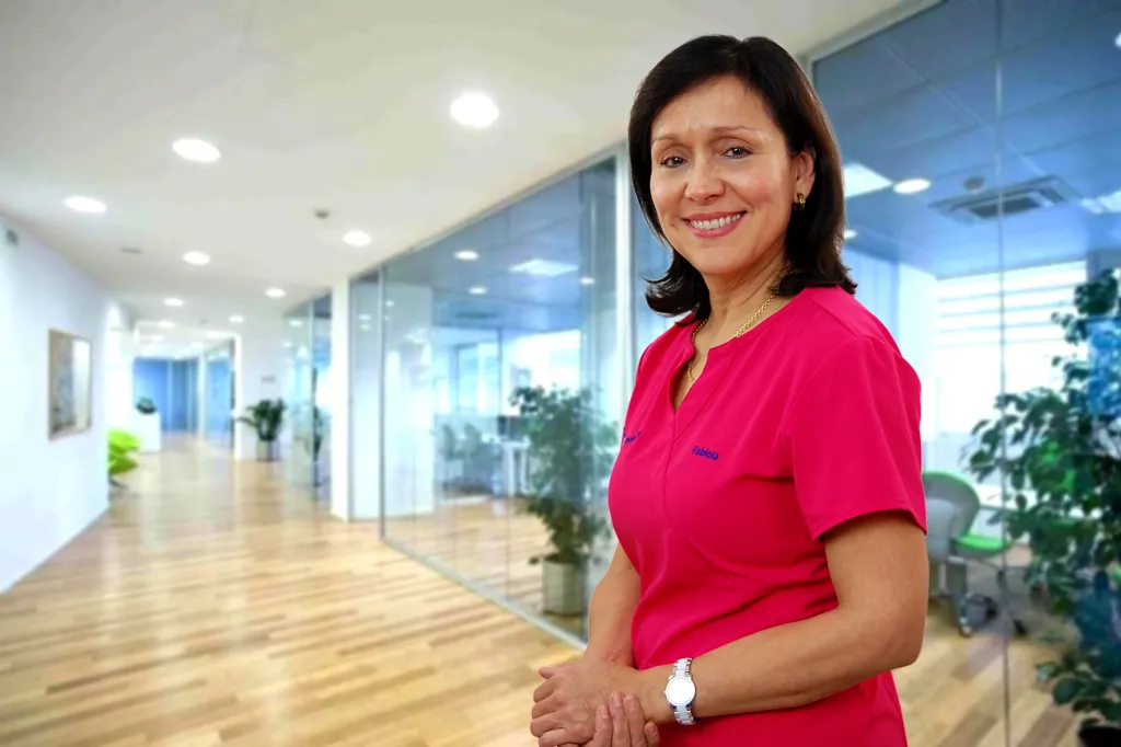 Fabiola Nossa, MLT. Cert. sp. om. OMCC